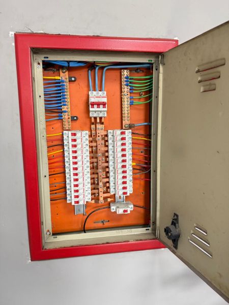 INSTALAÇÕES ELÉTRICAS E REDES ESTRUTURADAS