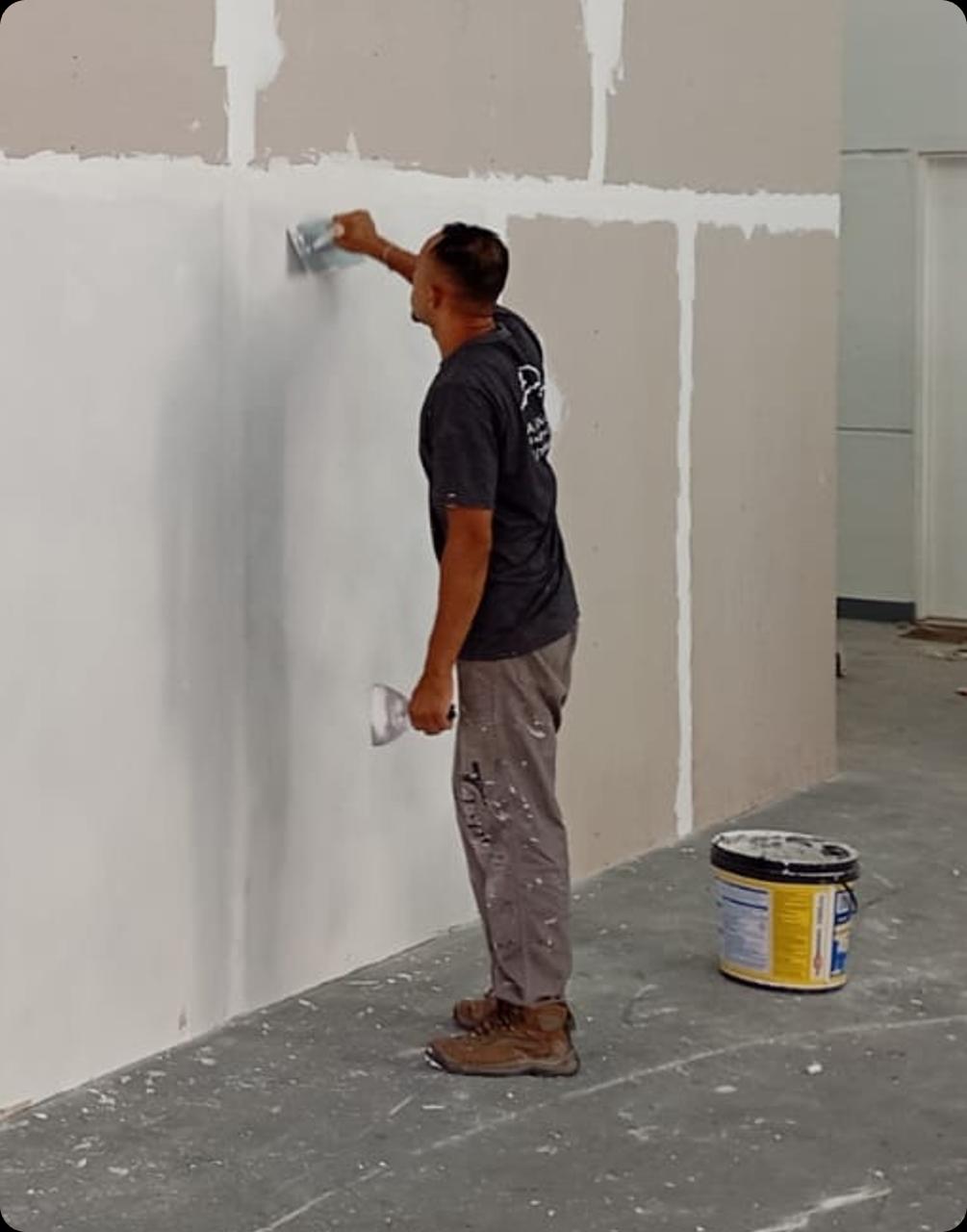 Pintura e Acabamentos